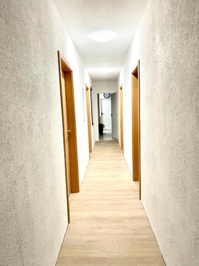 Apartment #world Monteur *